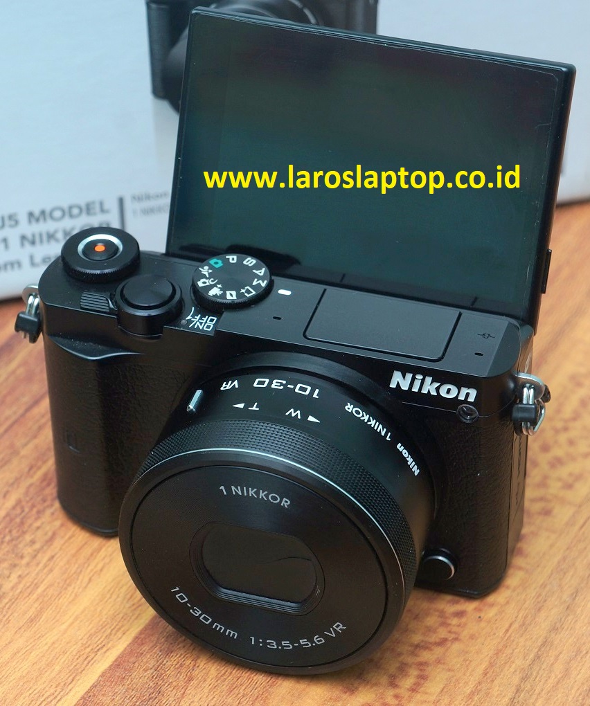 Service Mirrorless Nikon J5 Lensa Error